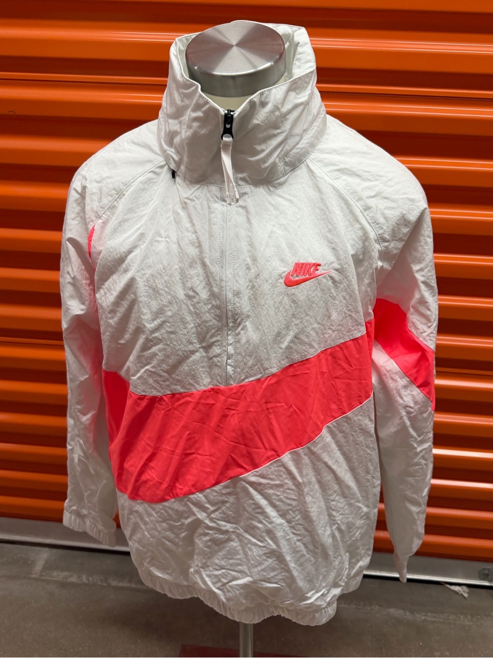 NWT Nike Men's White & Pink Windbreaker Jacket AJ1404 122 Size S